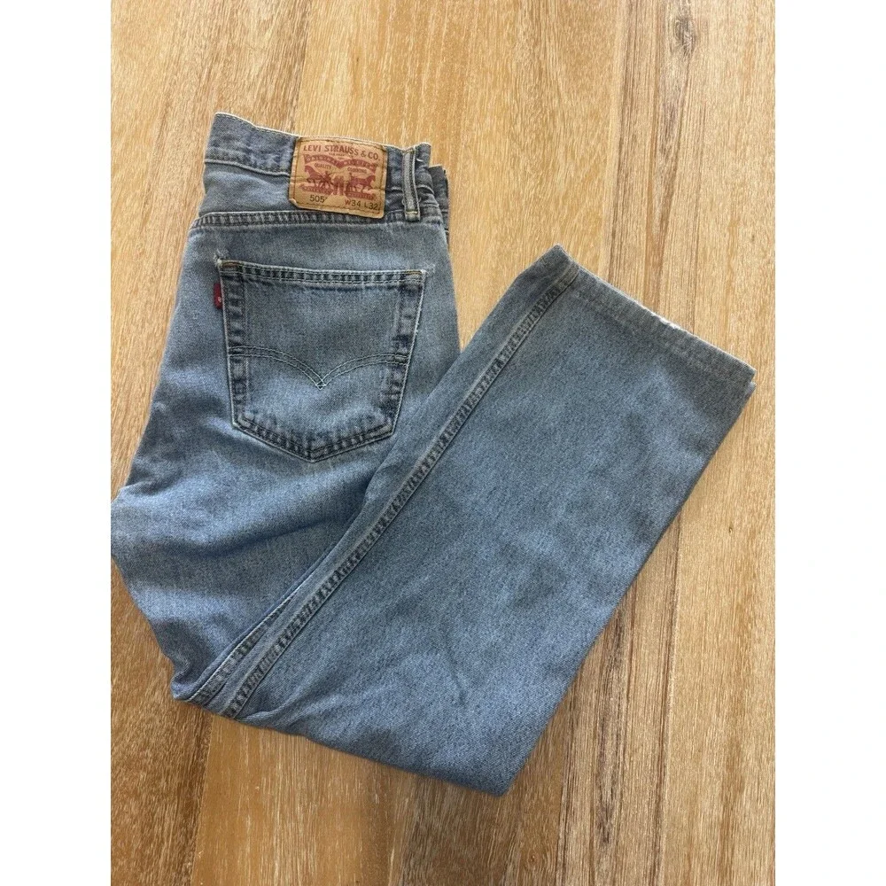 Levis 505 Regular Fit Jeans Mens 34x32 Blue Denim Classic Straight Leg Cut